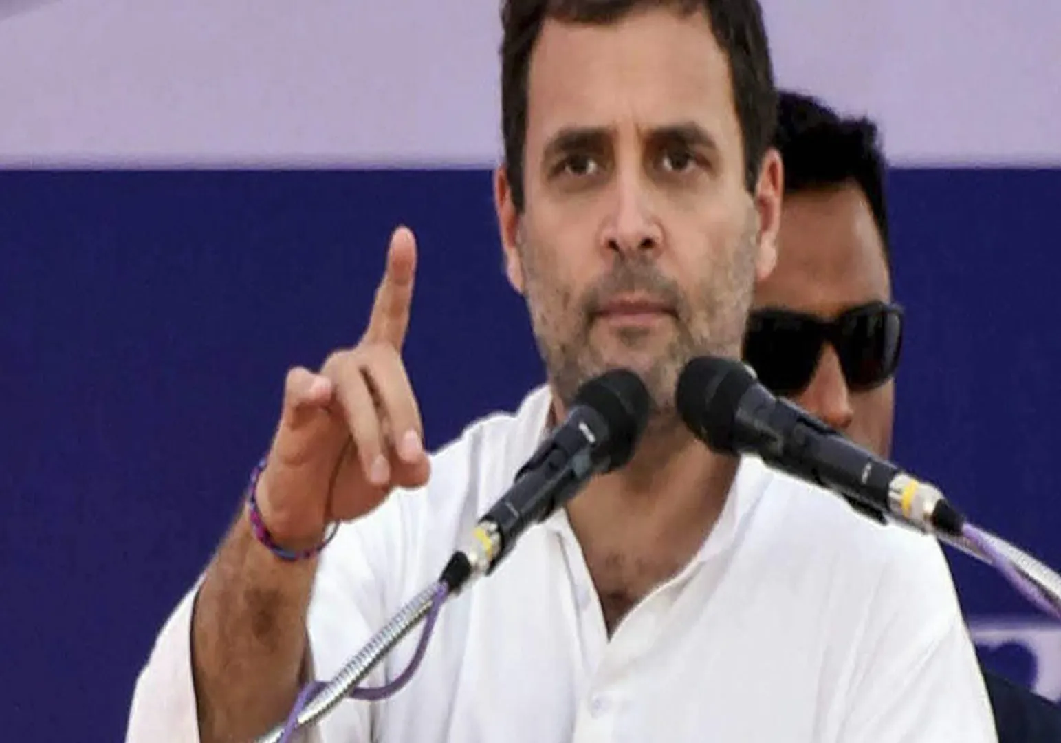 late congress leader son to contest in loksabha election against rahul gandhi in amethi 